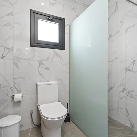 Panatheon - Luxury 1 & 2 Bdr 300 Meters From Sandy Beach! * Ayía Nápa