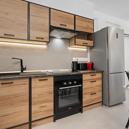 Panatheon - Luxury 1 & 2 Bdr 300 Meters From Sandy Beach! * Ayía Nápa